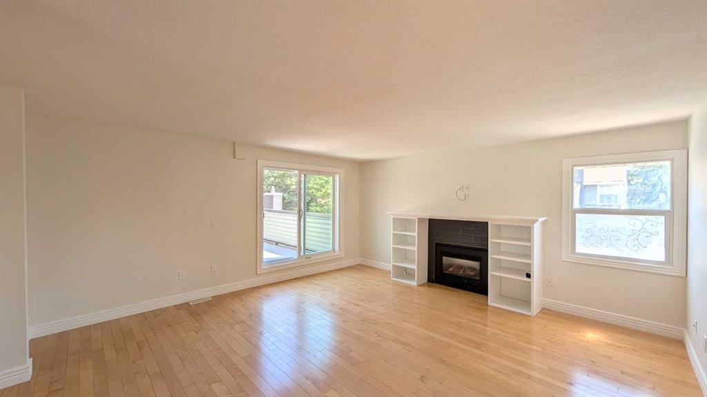 Fourth View of 277, 86 Glamis Green SW, Glamorgan, Calgary, Alberta, T3E 6V1