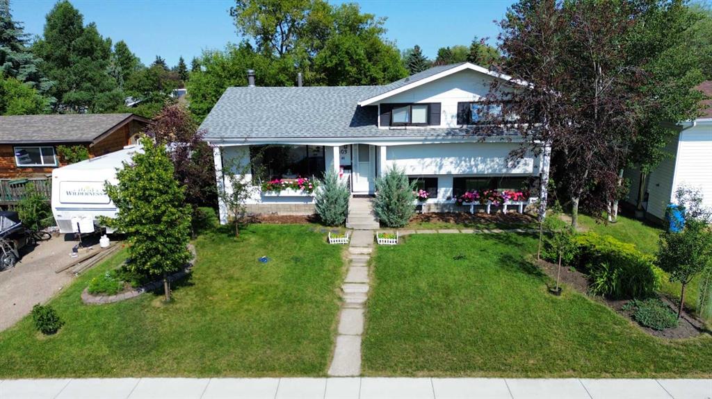 Fourth View of 4003 53 Avenue , South Innisfail, Innisfail, Alberta, T4G 1G4