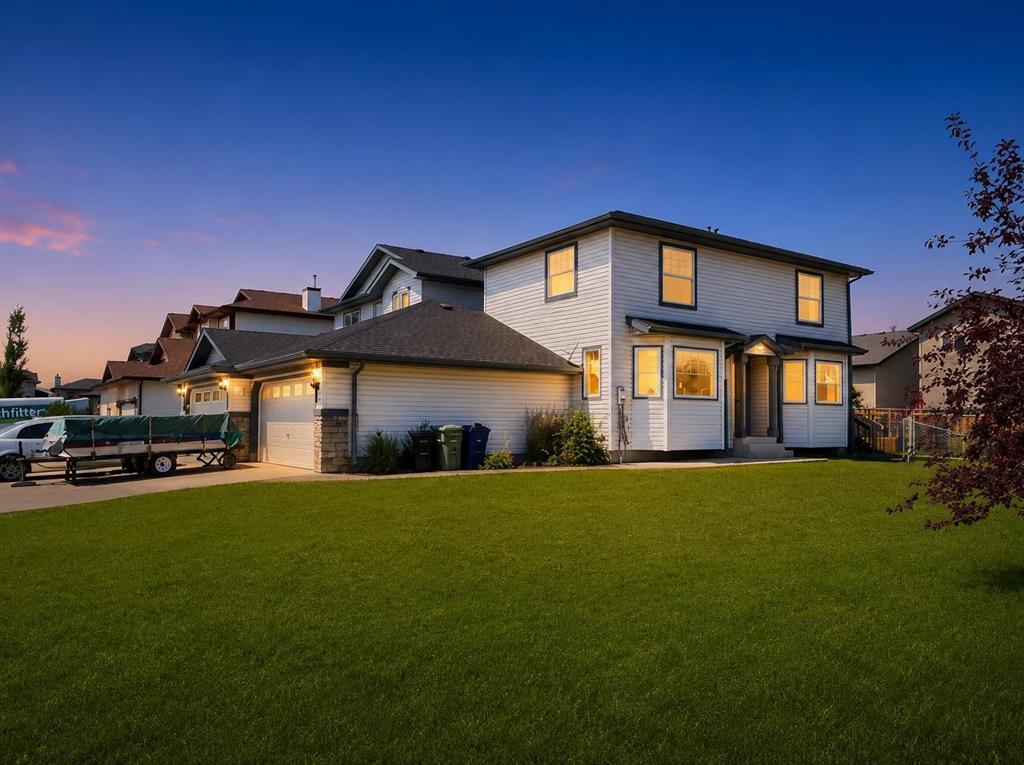 Second View of 16 Canoe Close SW, Canals, Airdrie, Alberta, T4B 2N3