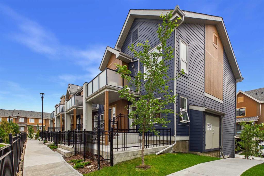 Fifth View of 220 Livingston Common NE, Livingston, Calgary, Alberta, T3P 1K1