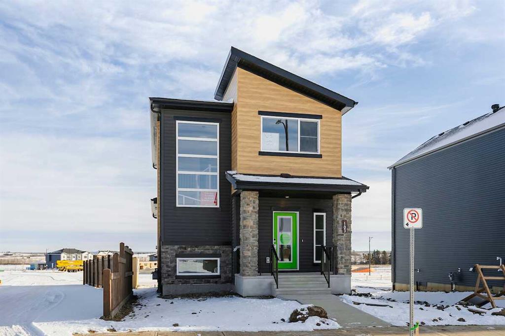235 Heartwood Grove SE, A2329935, Alberta,