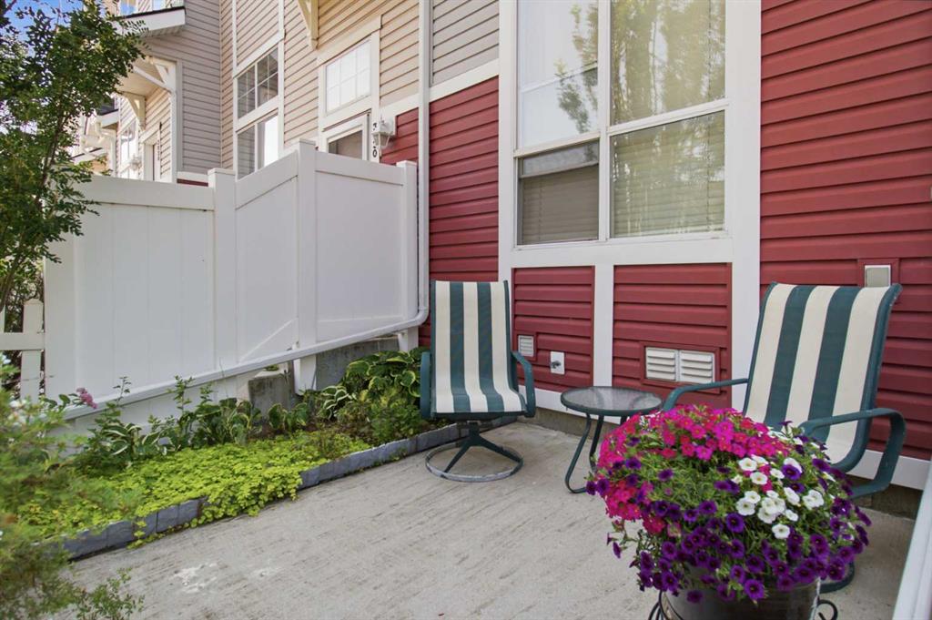Fourth View of 3032 New Brighton Gardens SE, New Brighton, Calgary, Alberta, T2Z 0A5