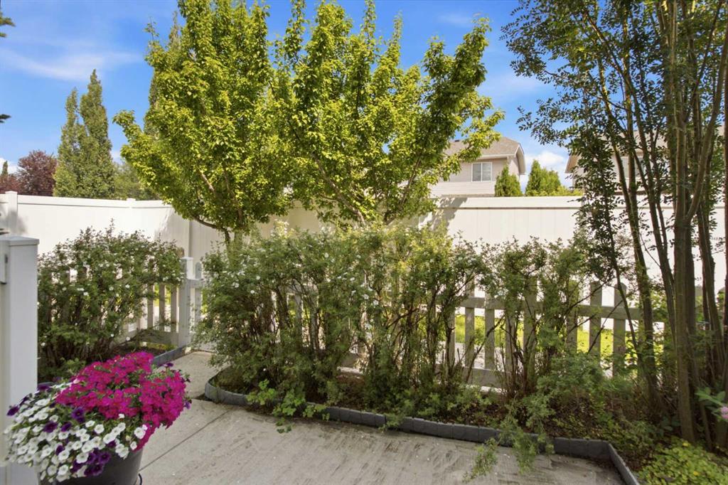 Fifth View of 3032 New Brighton Gardens SE, New Brighton, Calgary, Alberta, T2Z 0A5
