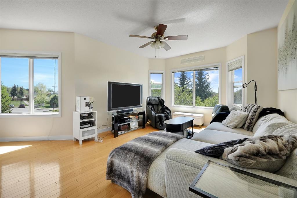Third View of 227, 1920 14 Avenue NE, Mayland Heights, Calgary, Alberta, T2E8V4