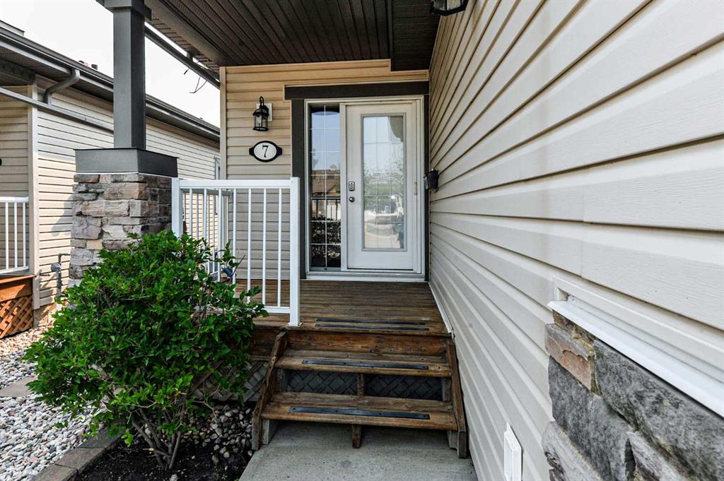 Third View of 7, 5021 34  , Creekview, Camrose, Alberta, T4V 5G2