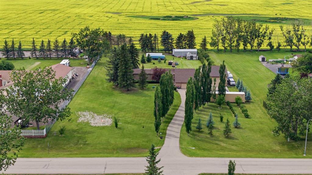 97 Delrich Meadows , A2330035, Alberta,