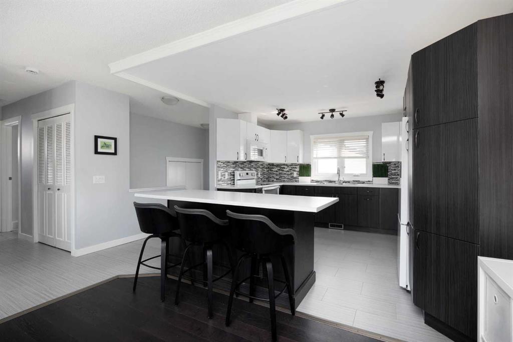 Third View of 157 Bird Crescent , Thickwood, Fort McMurray, Alberta, T9H 4T1