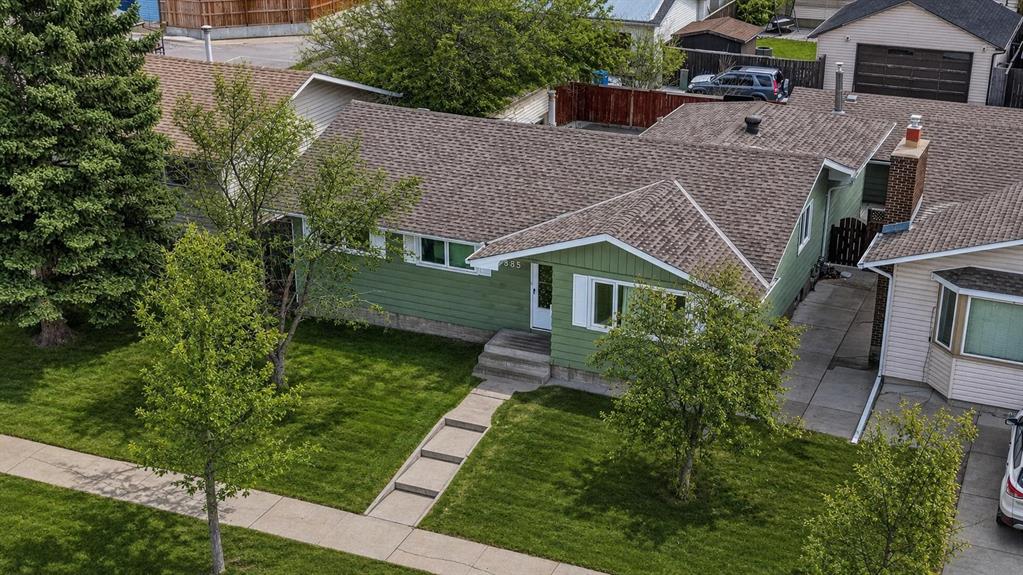 5835 28 Avenue NE, A2330063, Alberta,