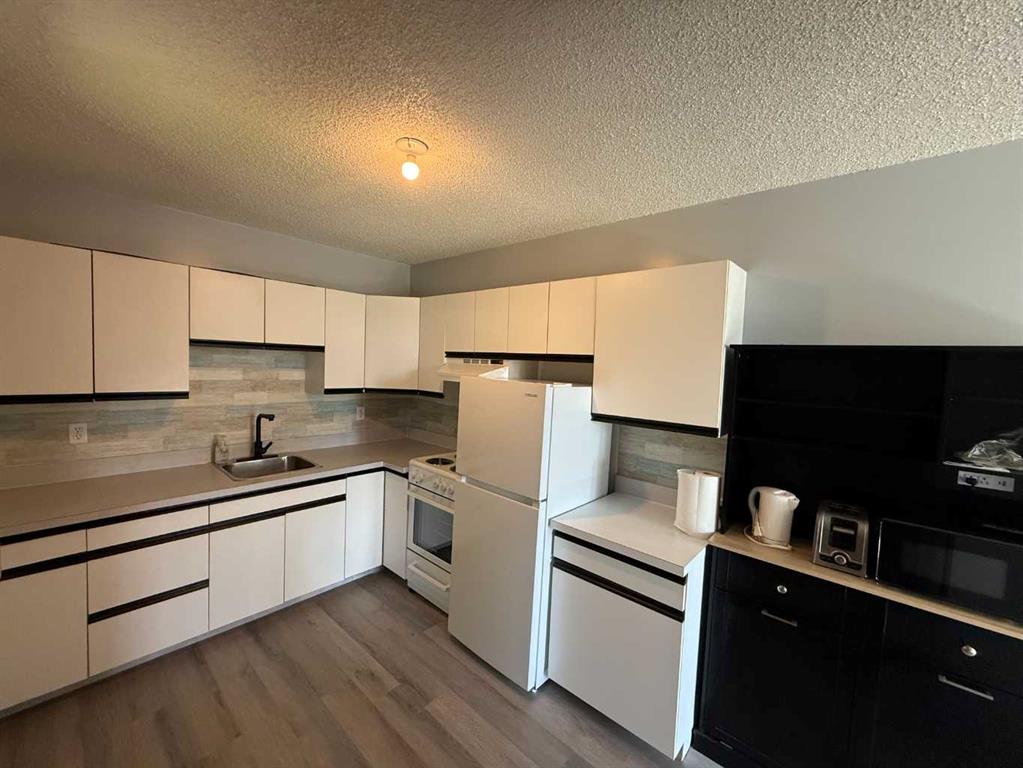 Third View of 10816 107 Avenue , NONE, Fairview, Alberta, T0H 1L0