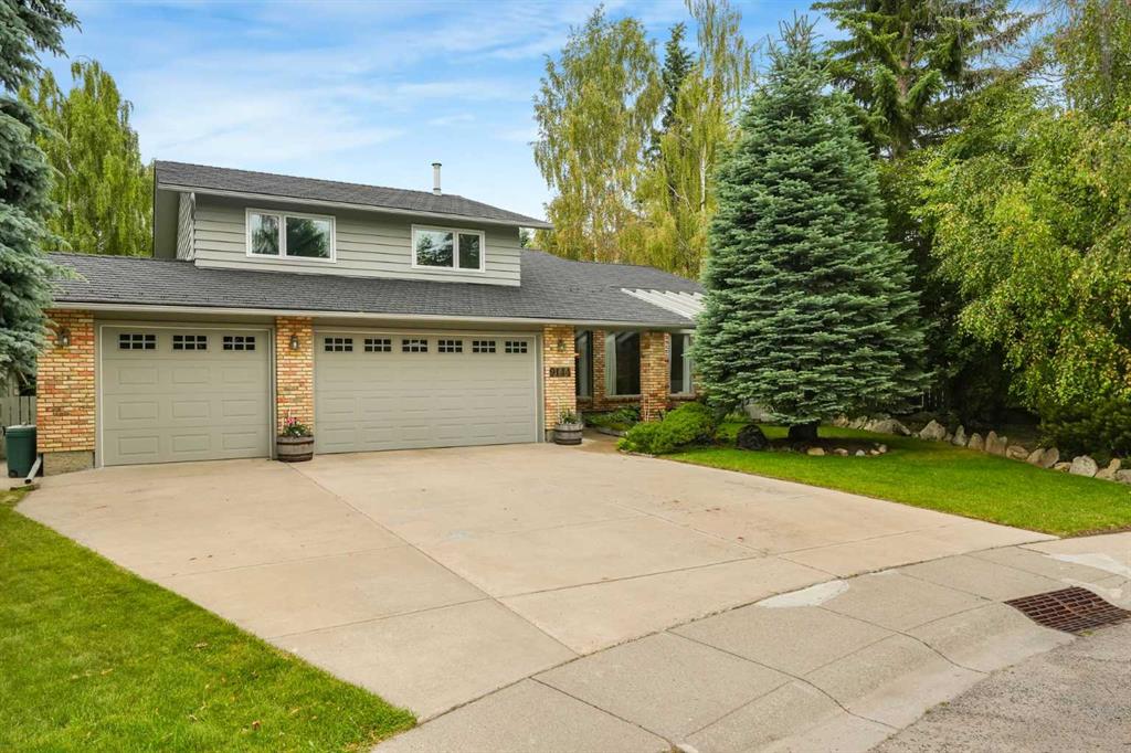 9144 Oakmount Drive SW, A2330186, Alberta,