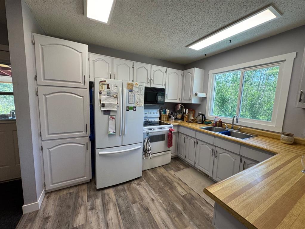 Fifth View of 38, 85060 Township Road 722  , Mountain Side Estates, Rural Grande Prairie No. 1, County of, Alberta, T0H 3S0