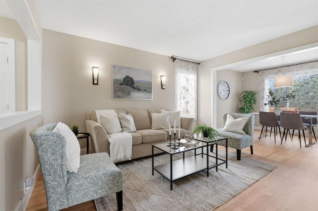 Fourth View of 135 Douglas Woods Hill SE, Douglasdale/Glen, Calgary, Alberta, T2Z3B2