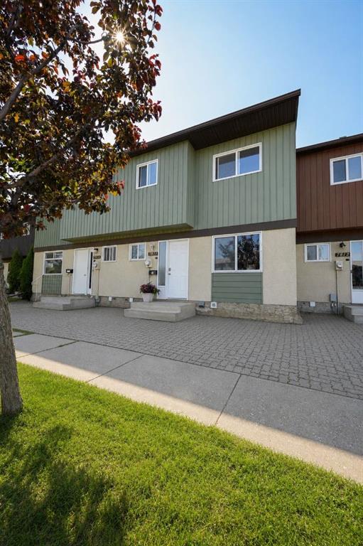 7811 Cedarwood Park , A2330211, Alberta,
