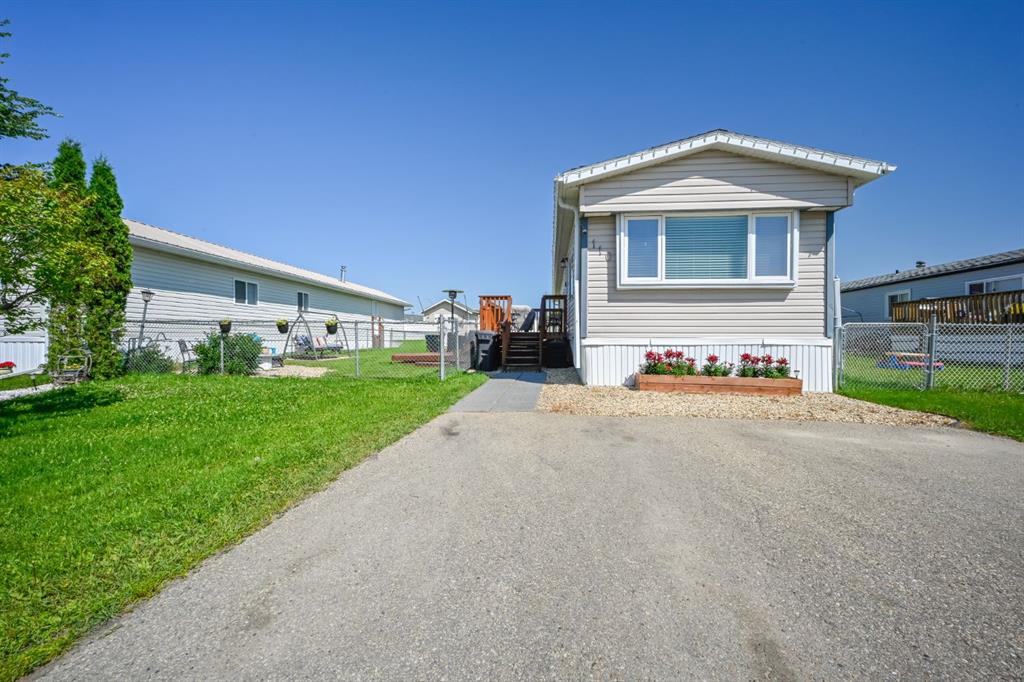 110, 10615 88 Street , A2330216, Alberta,