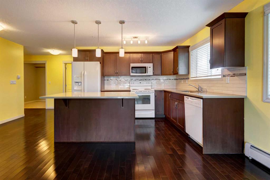 Fifth View of 102, 304 Cranberry Park SE, Cranston, Calgary, Alberta, T3M 1W2