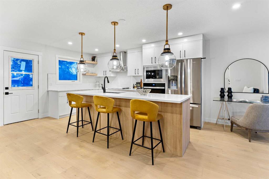 Second View of 1731 111 Avenue SW, Braeside, Calgary, Alberta, T2W 1R6