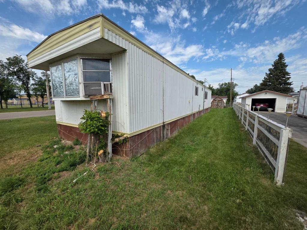 Fifth View of 5403 41 Avenue , NONE, Taber, Alberta, T1G 1C1