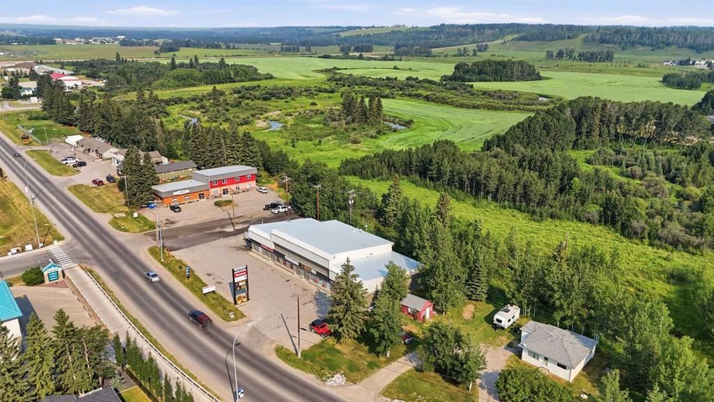 Fifth View of 586 Main Street , NONE, Sundre, Alberta, T0M1X0