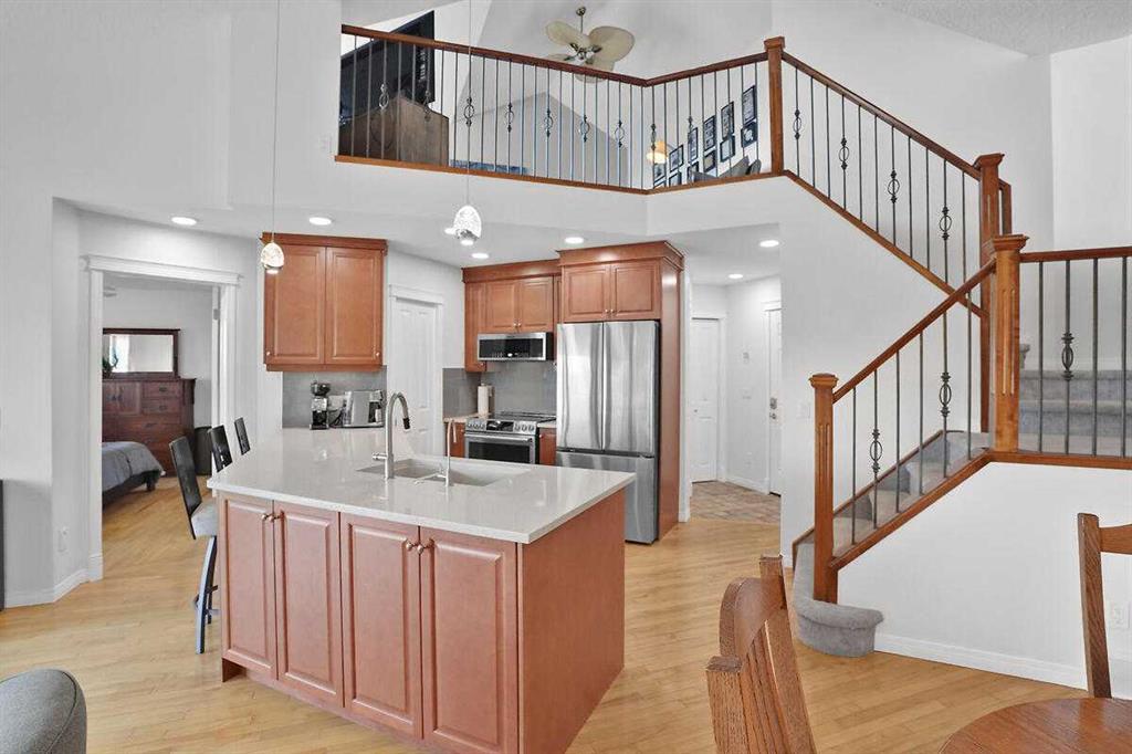 Fifth View of 147 Springbank Villas SW, Springbank Hill, Calgary, Alberta, T3H 4S9