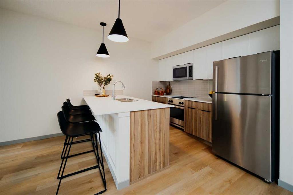 255 & 245 Carrington Plaza , A2330345, Alberta,