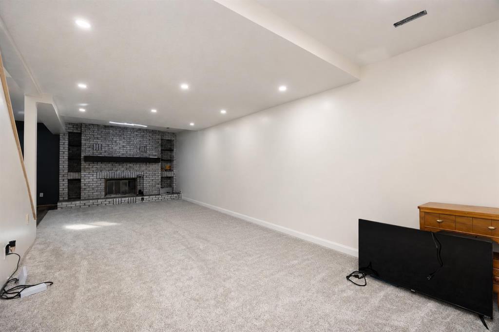 Fifth View of 222 Berens Place , Timberlea, Fort McMurray, Alberta, T9K 2C4