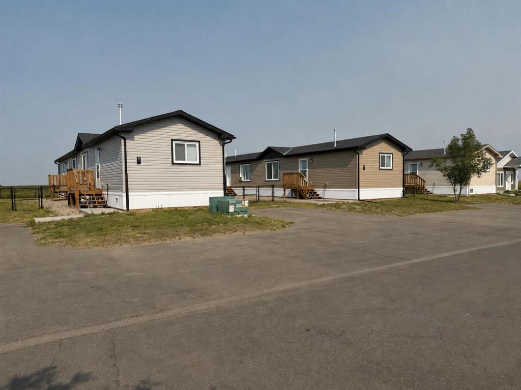 6, 10, 14 Meadows Crescent , A2330376, Alberta,