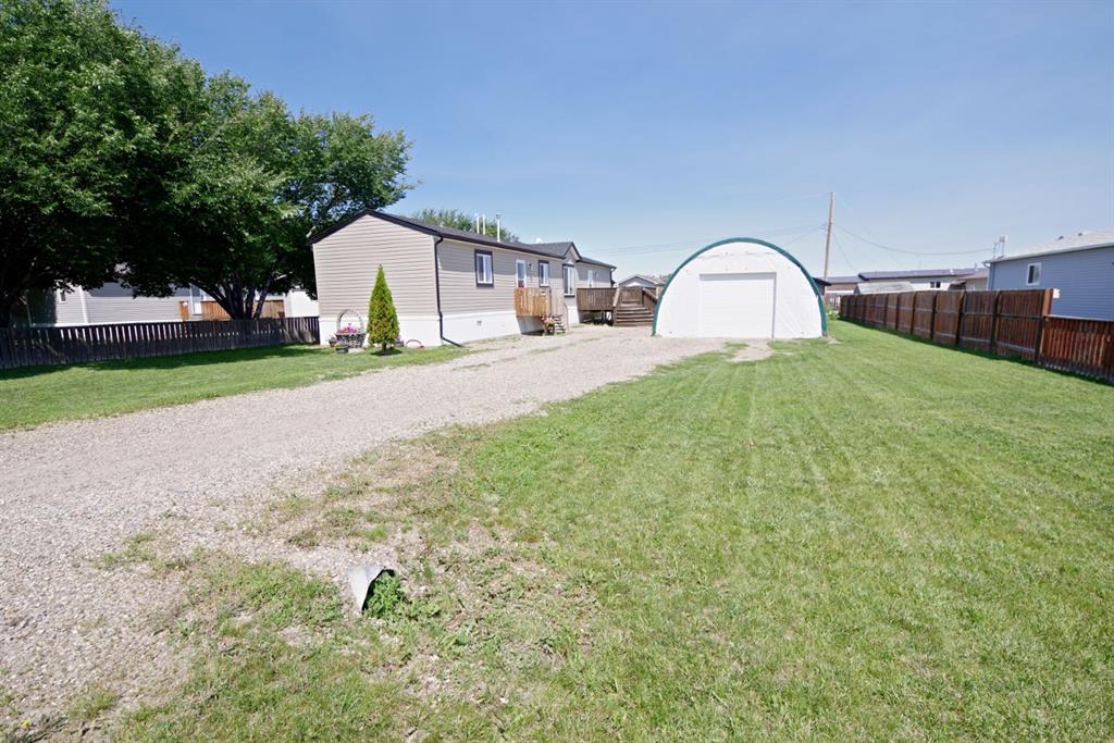 829 3 Street S, A2330393, Alberta,