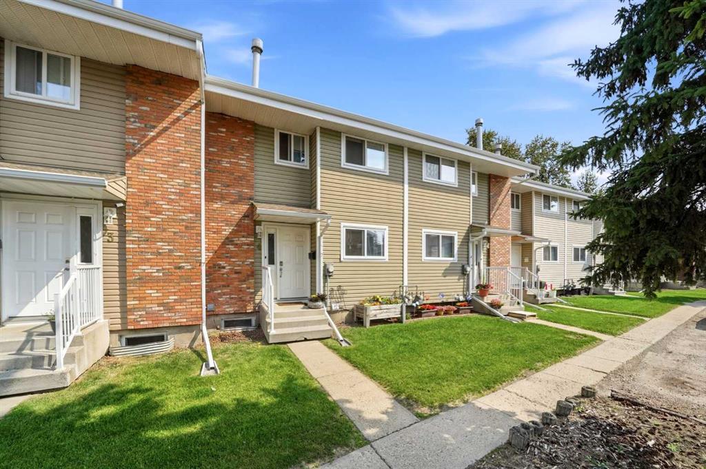 Fourth View of 4, 5812 61 Street , Riverside Meadows, Red Deer, Alberta, T4N 6H4