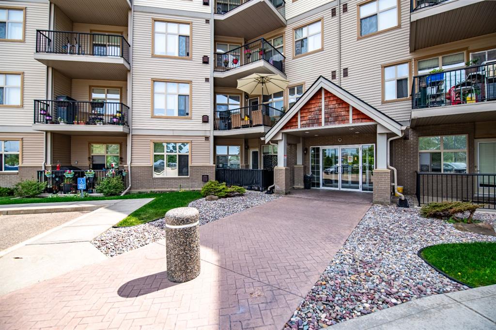 Third View of 324, 100 Lakeway Boulevard , Lakeway Landing, Sylvan Lake, Alberta, T4S 0A4