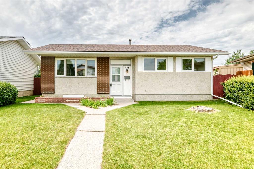 42 Rundlelawn Close NE, A2330512, Alberta,