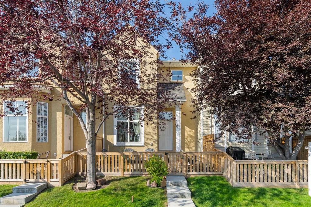 205 Mckenzie Towne Gate SE, A2330560, Alberta,