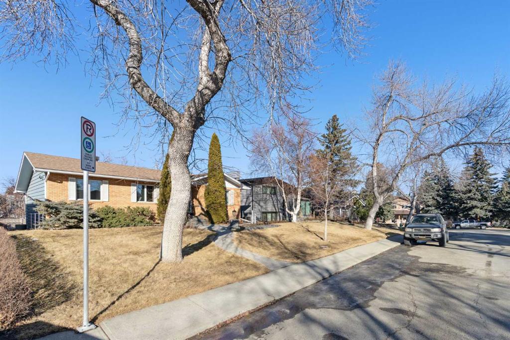 Third View of 34 Rosery Drive NW, Rosemont, Calgary, Alberta, T2K1L7