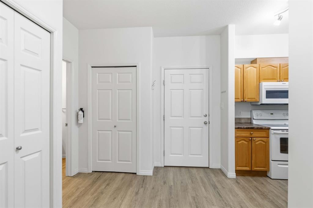 Fourth View of 205, 290 Plamondon Drive , Timberlea, Fort McMurray, Alberta, T9K 0A5