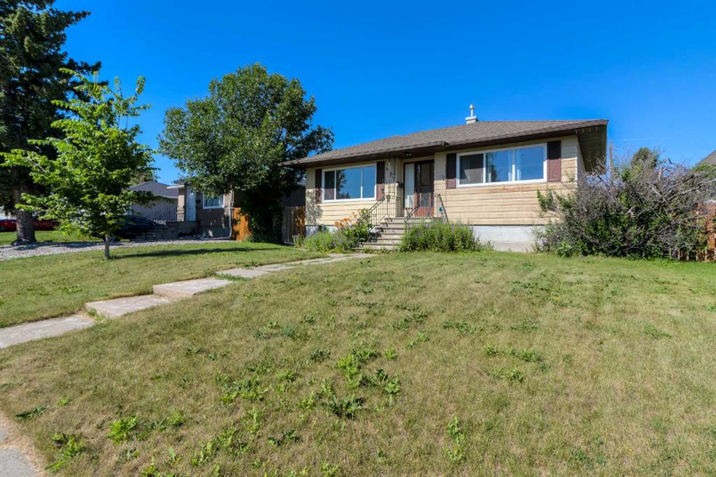 Third View of 630 10 Street N, Senator Buchanan, Lethbridge, Alberta, T1H2E2