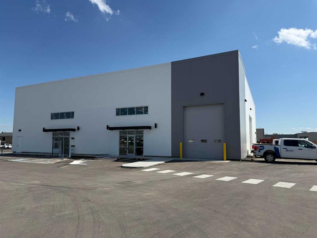 Unit 20, 410 36 Street N, A2330862, Alberta,