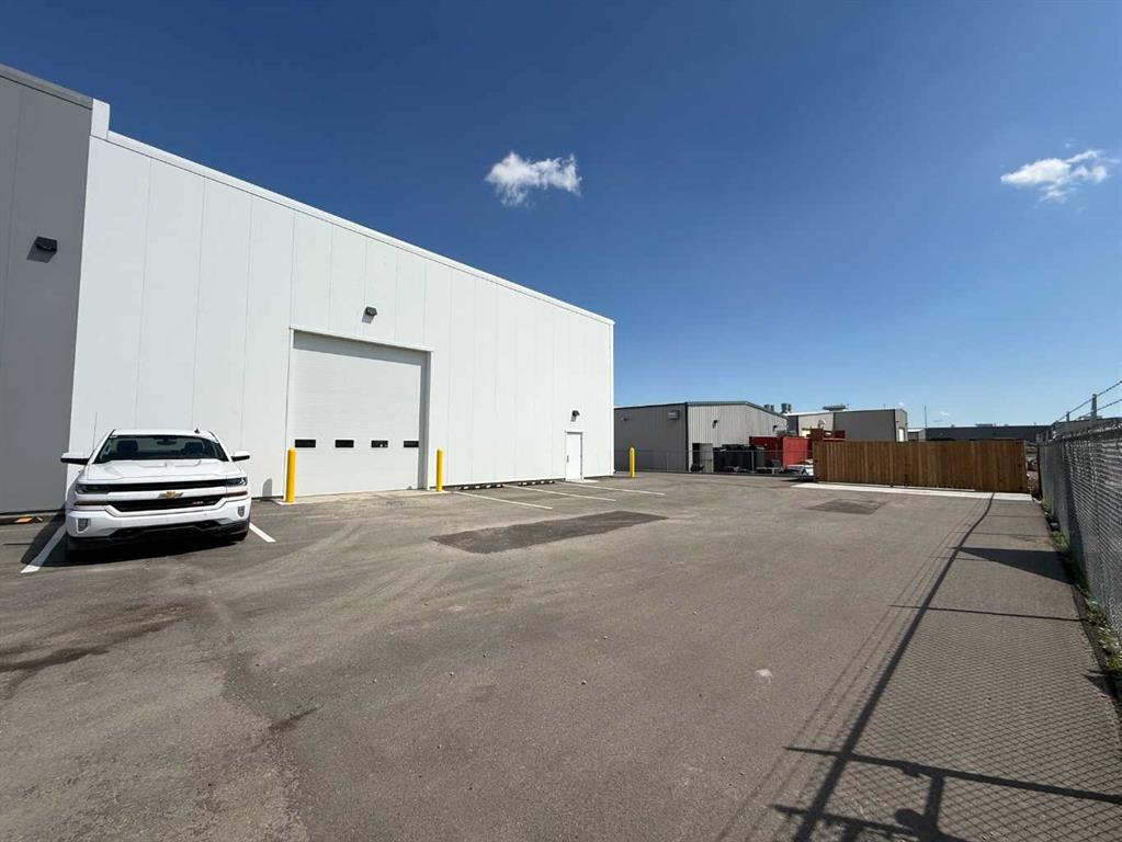 Third View of Unit 20, 410 36 Street N, Anderson Industrial Park, Lethbridge, Alberta, T1H 5C3