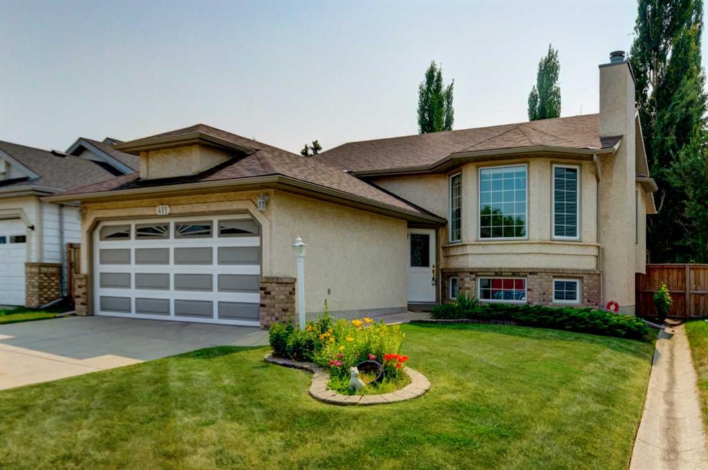 Second View of 411 Shawinigan Drive SW, Shawnessy, Calgary, Alberta, T2Y 3A2