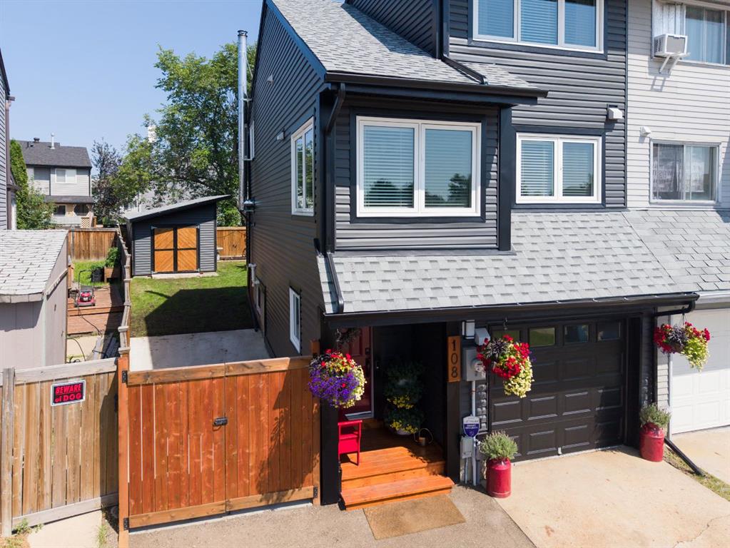 Fourth View of 108 Williscroft Place , Thickwood, Fort McMurray, Alberta, T9H 4P7