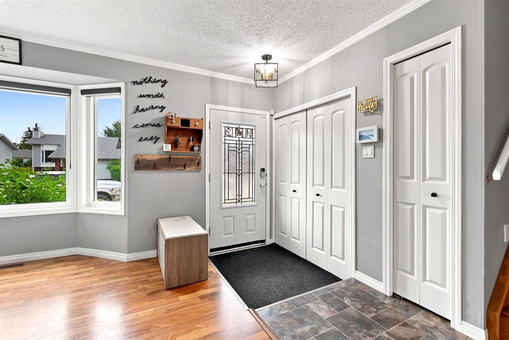 Fourth View of 62 Rupert Crescent , Rosedale Estates, Red Deer, Alberta, T4P 2Z1