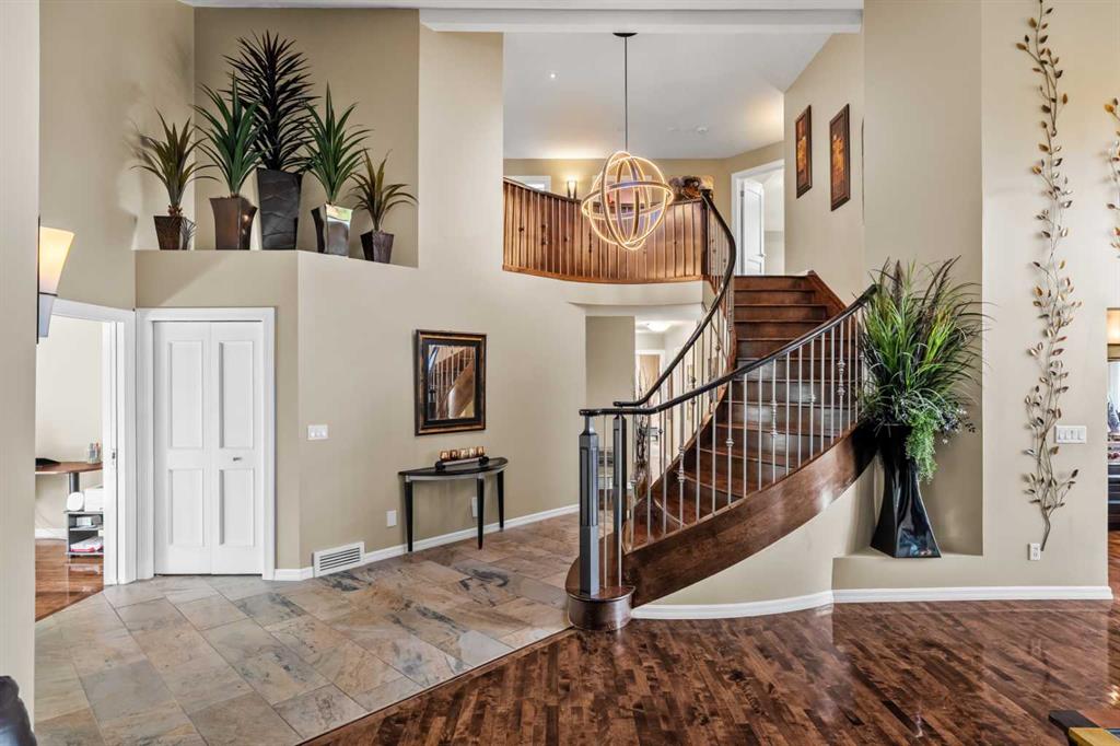 Fifth View of 85 Sunset Way SE, Sundance, Calgary, Alberta, T2X 3C1