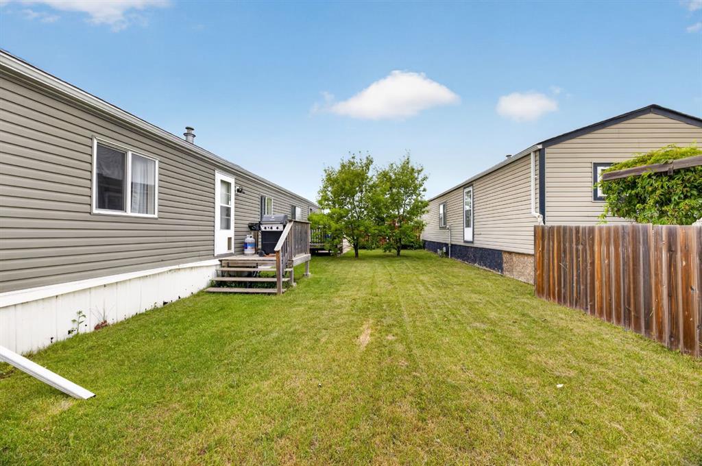 Fifth View of 62 Highfield Close , NONE, Carstairs, Alberta, T0M0N0