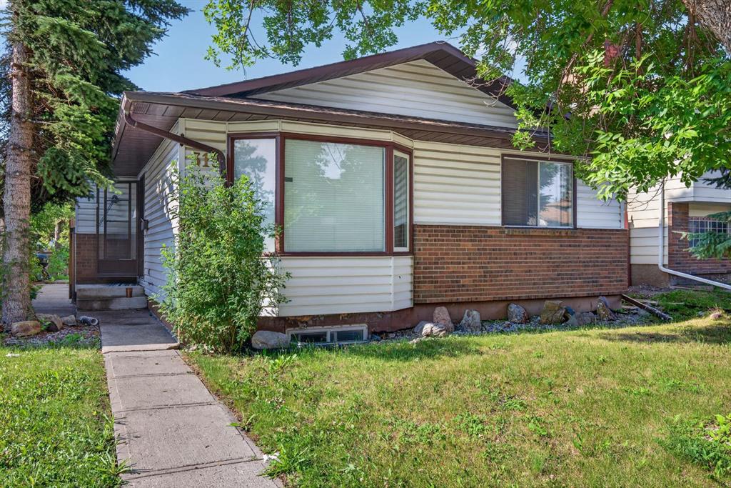319 Rundlelawn Road NE, A2331168, Alberta,