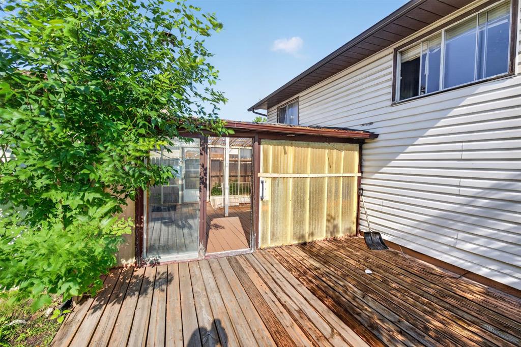 Fifth View of 319 Rundlelawn Road NE, Rundle, Calgary, Alberta, T1Y3P2