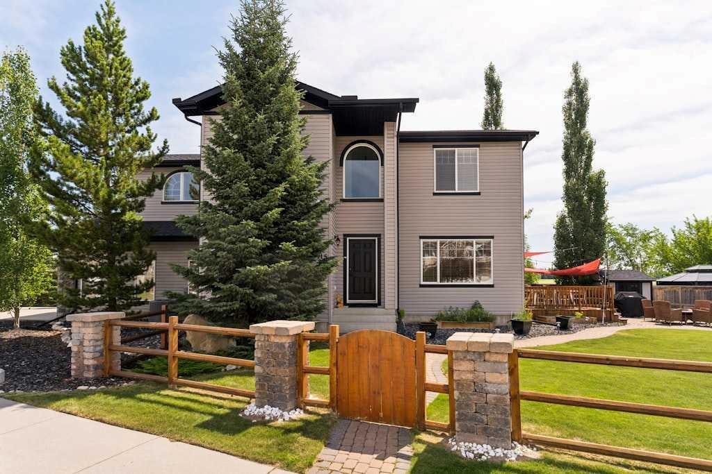115 Rockmont Court NW, A2331190, Alberta,
