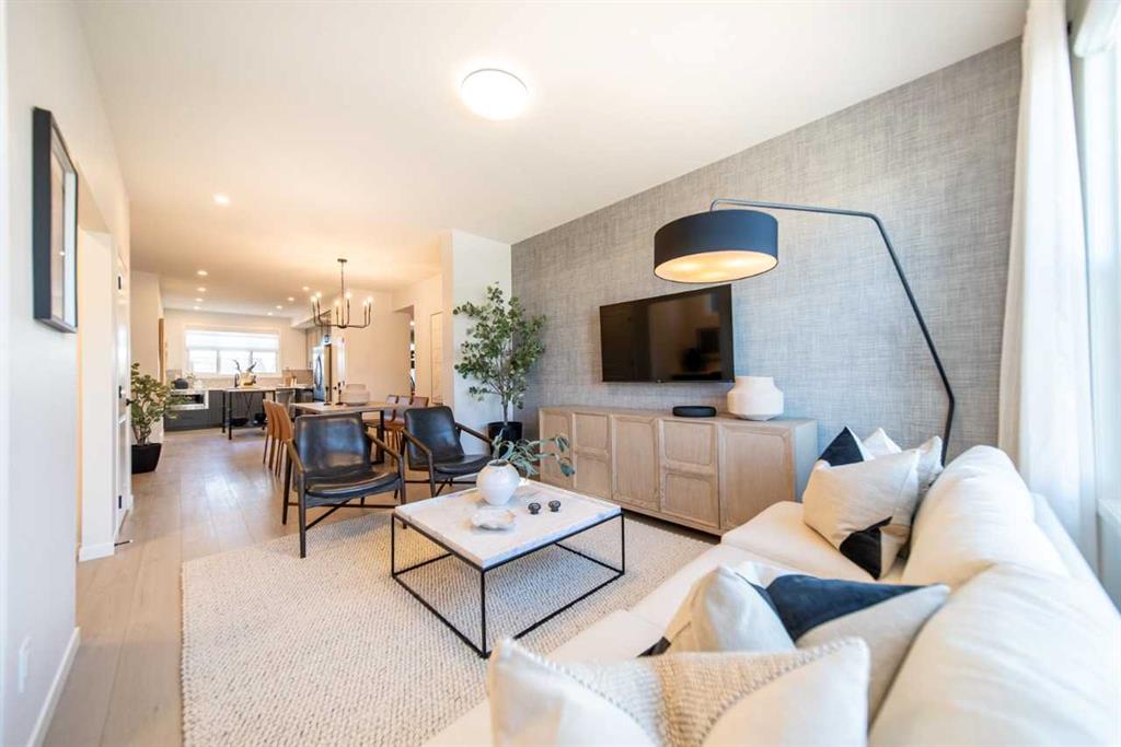 Fourth View of 524 Tekarra Drive NW, Glacier Ridge, Calgary, Alberta, T3R2G1
