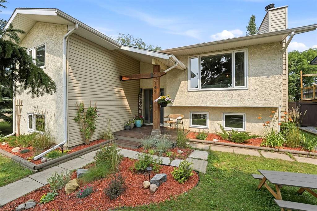 Second View of 149 McDougall Crescent , Morrisroe Extension, Red Deer, Alberta, T4R 1T2