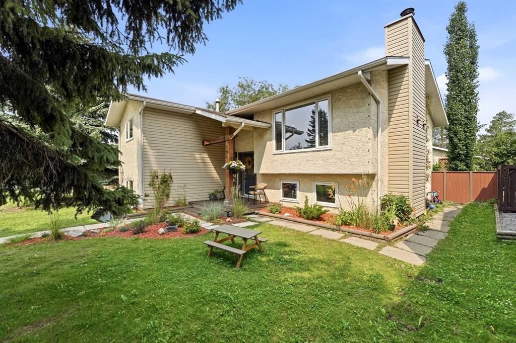 Fourth View of 149 McDougall Crescent , Morrisroe Extension, Red Deer, Alberta, T4R 1T2