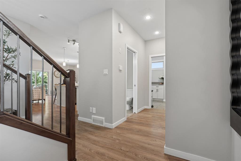 Fifth View of 409 Devonia Way W, The Crossings, Lethbridge, Alberta, T1J5J7