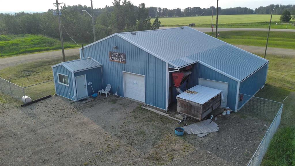 Fifth View of 5213 49A Avenue , NONE, Bentley, Alberta, T0C 0J0