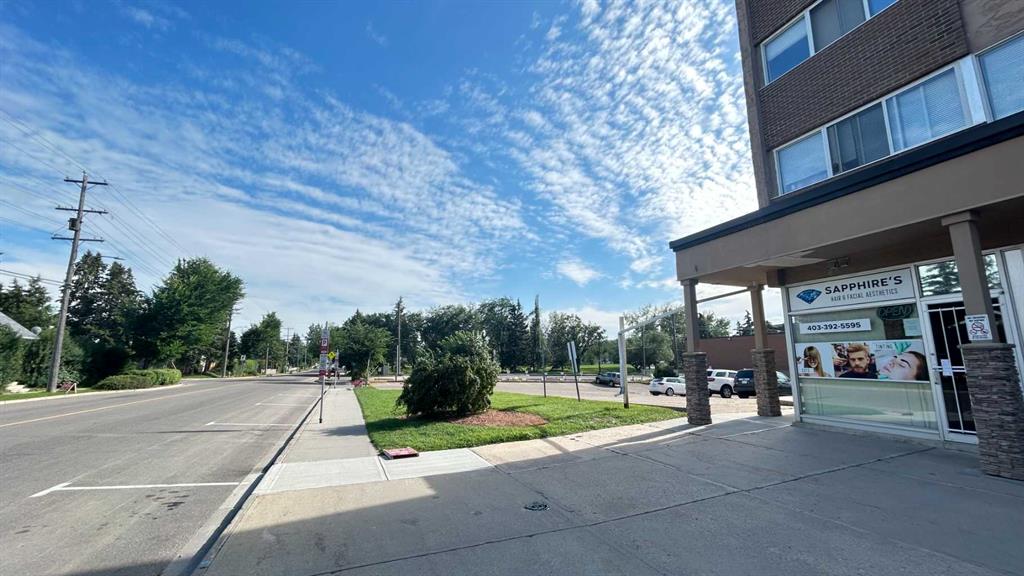 Fifth View of 405, 4820 47 Avenue , Parkvale, Red Deer, Alberta, T4N 6B9